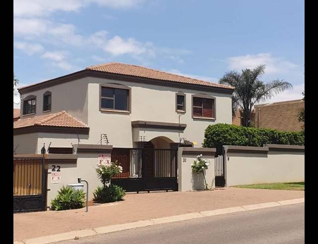 4 BEDROOM HOUSE FOR SALE IN MEYERSDAL